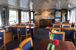 Clair de Lune, bike and barge