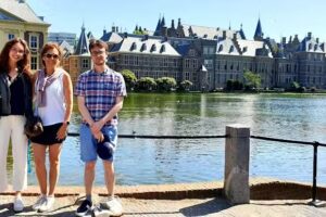 Elswhere Tours The Hague