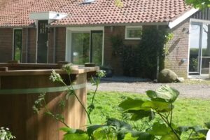 Gastenverblijf &ldquo;De Schuurkamer&rdquo; Pingjum