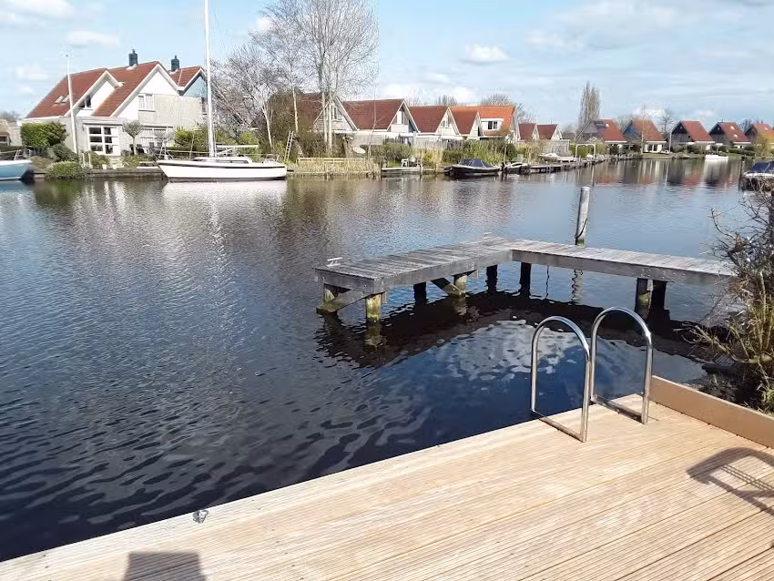 Huis Aan Het Water