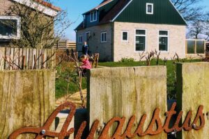 Huisje Augustus Terschelling
