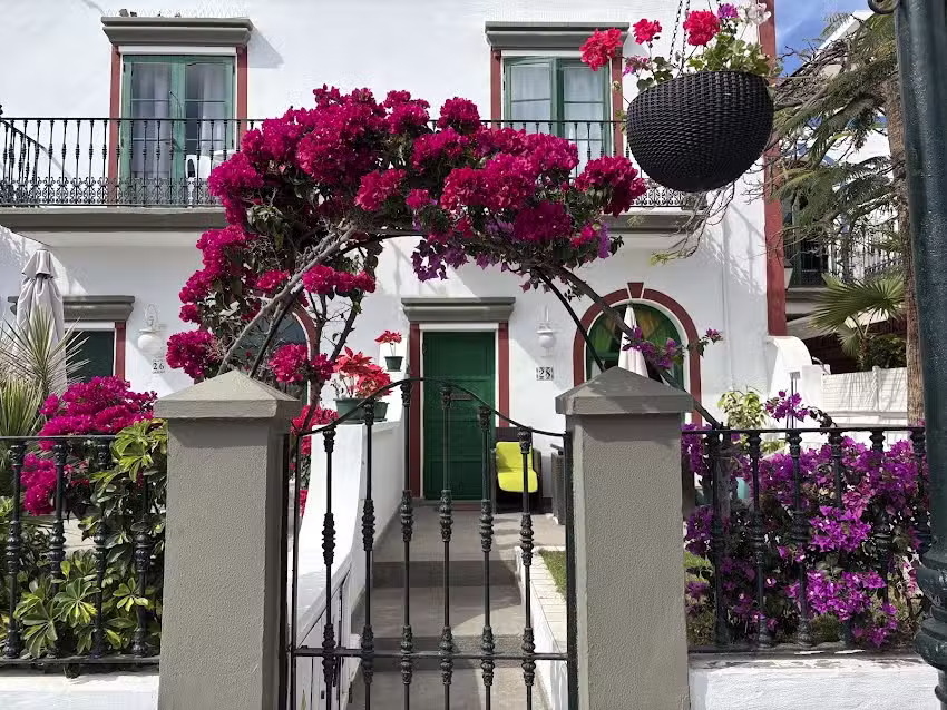 Kirsten Land &ndash; Personal Touch Travel