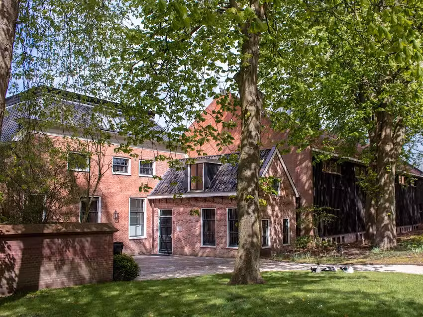 LookingforBooking Corporate Travel