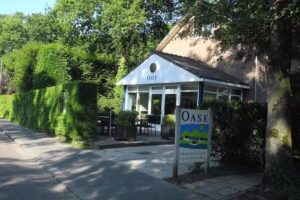 OASE Hotel en bungalowverhuur