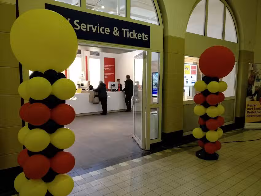 OV servicewinkel Arriva en NS