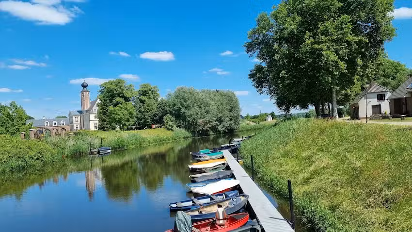 Parkeerplaats Kano instap Halder