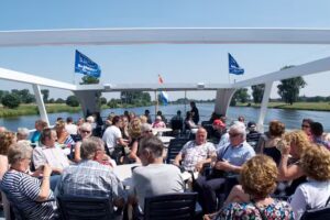 Partyschip De Sluizer