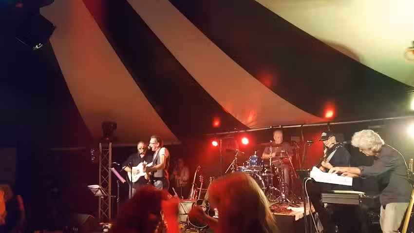 Rosta-Tours Touringcarbedrijf