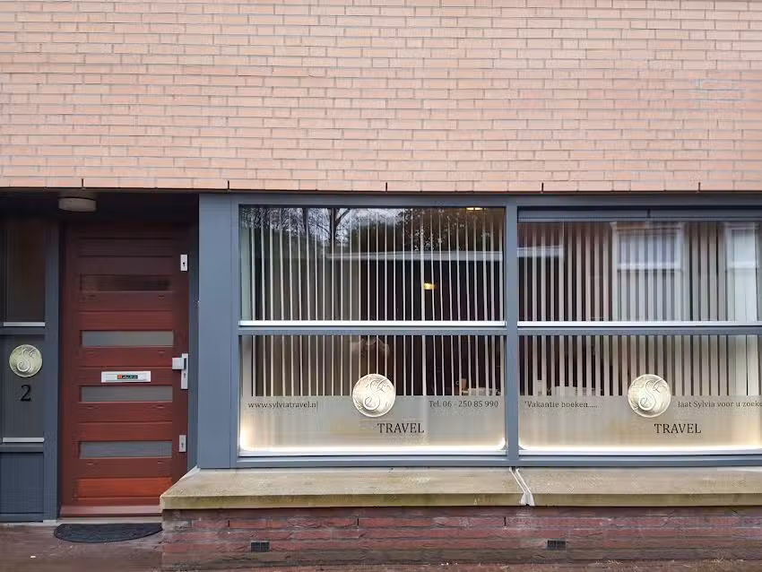 Sylvia Travel