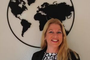 The Travel Club – Esmiranda Relker / WERKT ALLEEN OP AFSPRAAK