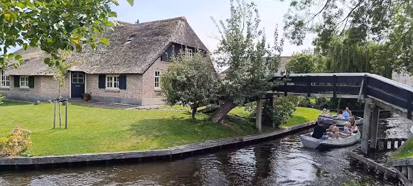 The Travel Club Sandra Boer Giethoorn