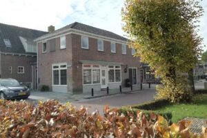 Vakantiewoning aan de dijk Waddenzee (11 pers.)