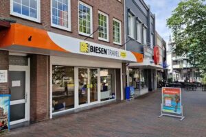 Van der Biesen Travel