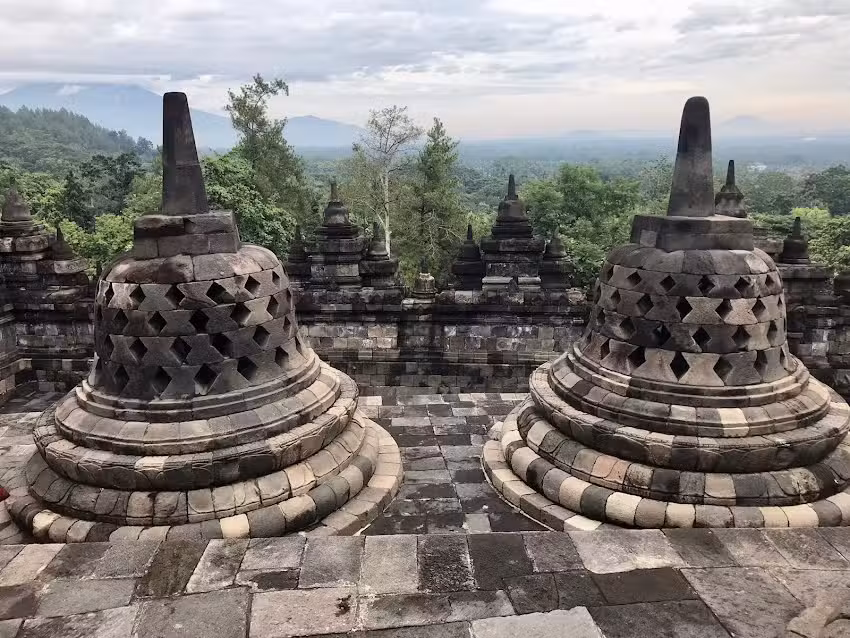 YourTravel Loraine Koek